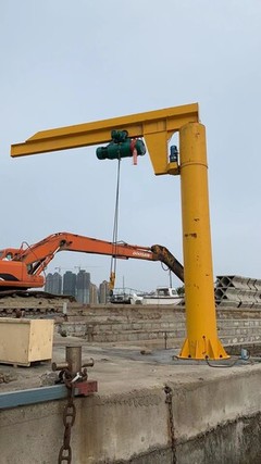 福建懸臂吊價(jià)格全解析 影響因素與選購(gòu)指南